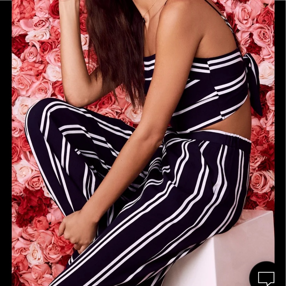 Lulus Crop Top  Coastal Size S